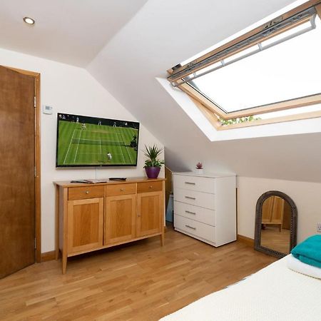 S6 Ensuite Loft Studio Space Londra Esterno foto
