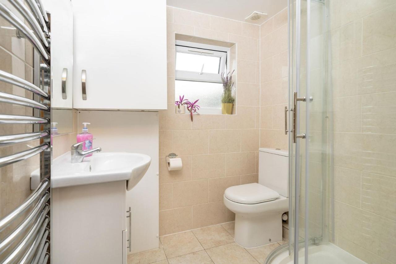 S6 Ensuite Loft Studio Space Londra Esterno foto